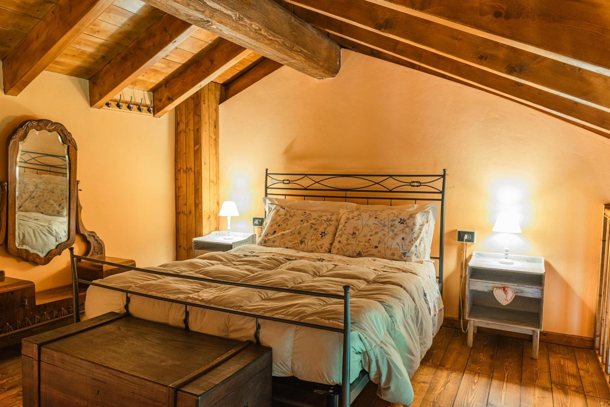 Country House Cascina Orto Pasturana Bagian luar foto